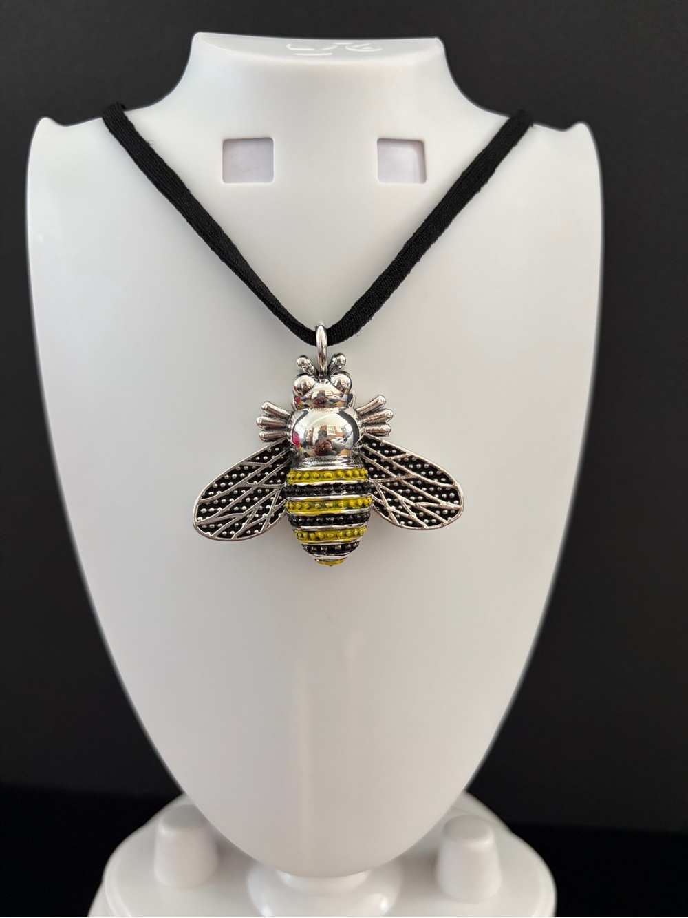 Syerling Silver 925 Bee Pendant (only) with Yellow and Black Stripes